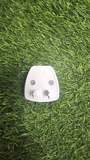 [NO178] ADAPTADOR DE TOMA 220V 