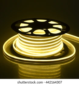 [CNF3000K] Cinta Led Neon Flex 3000K 110V 8x16mm Rollo 50mt IP65 8W/m 120LED/M 200LM/m 30000HS GF